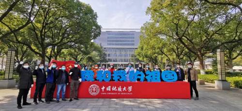 //touqingzp.com/__local/F/50/1C/CE8BD5DAD935FEA5E21AA372F42_5922369C_20B22.jpg